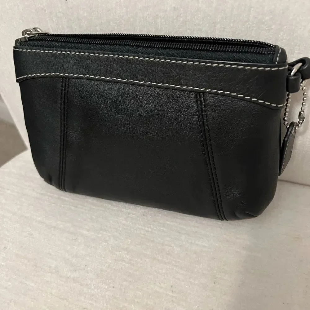 Coach Wristlet - Picture 5 of 5